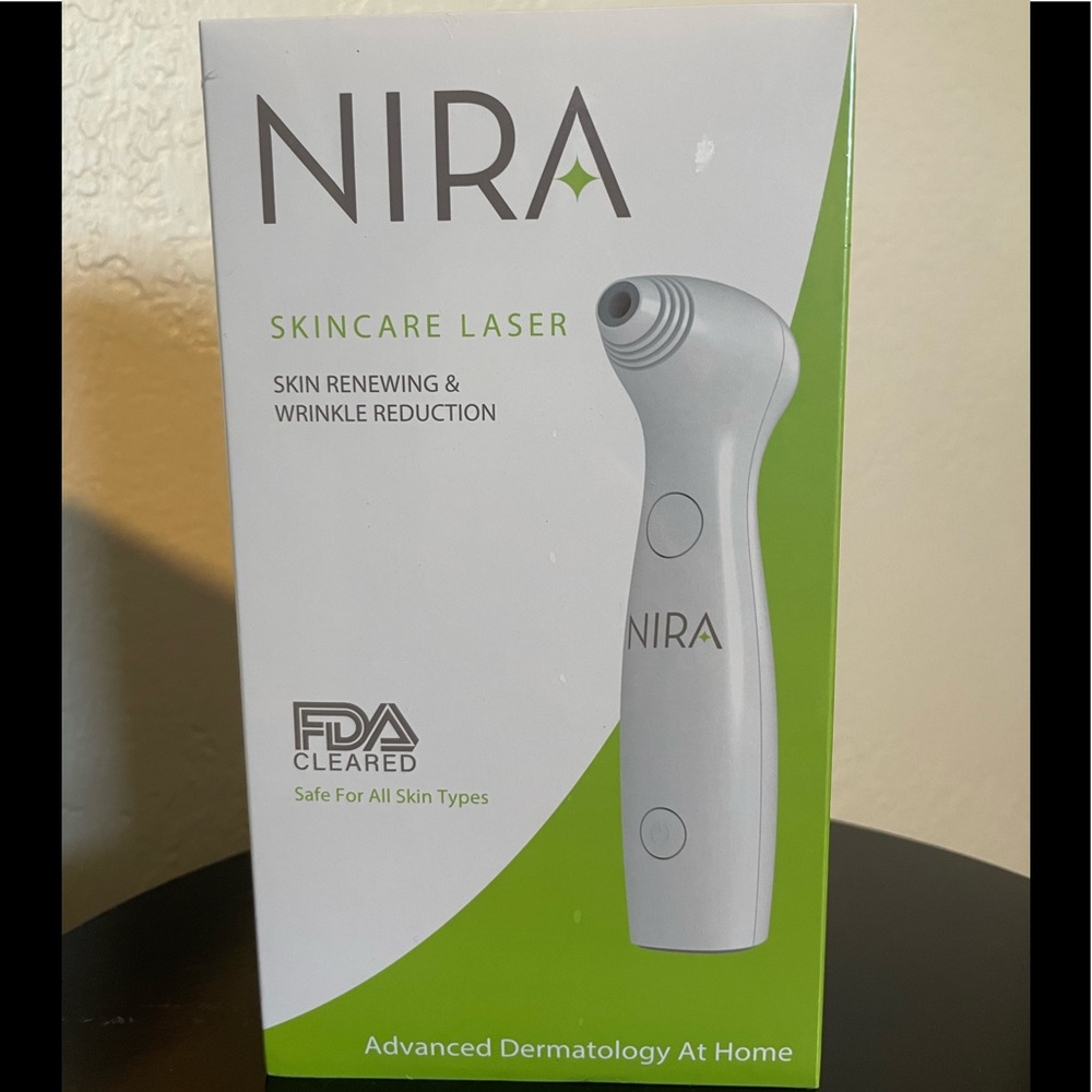 🌸Brand New Sealed NIRA Skincare Device🌸